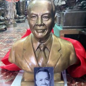 đúc tượng truyền thần