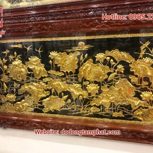 Tranh sen mạ vàng 24K – quà tặng lưu niệm cao cấp