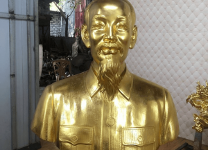 Tượng Bác Hồ bán thân bằng đồng cao 80cm dát vàng 9999
