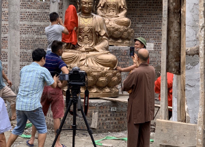 Đúc tượng Phật bằng đồng kích thước lớn phục vụ nhà chùa trên toàn quốc