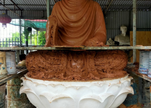 Đúc tượng Phật Thích Ca cao 3m nặng 3 tấn cho chùa Thiên Ấn, thành phố Quảng Ngãi